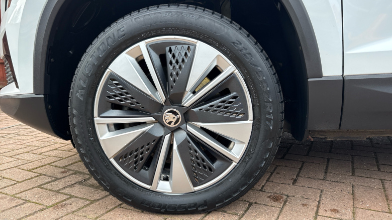 Skoda Karoq 1.5 TSI SE Drive 5dr DSG Petrol Estate